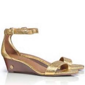 Tory Burch savannah wedges 45mm size 7